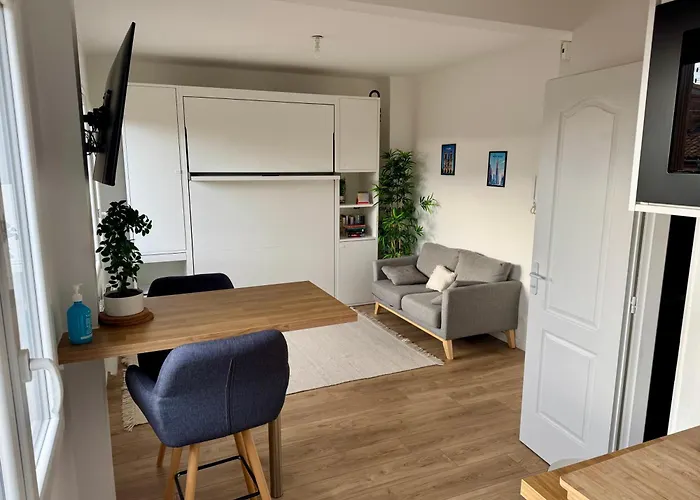 Trinite - Quartier Des Carmes